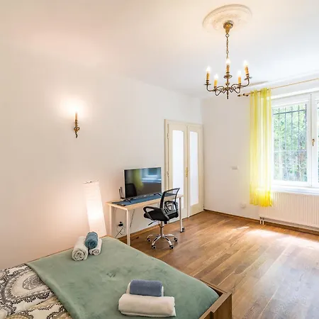 Stare Podgorze Apt - Workspace, Balcony - By Rentujemy 아파트